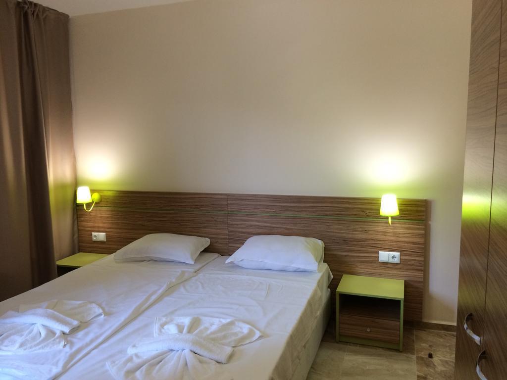 Tm Deluxe Hotel Sunny Beach Room photo
